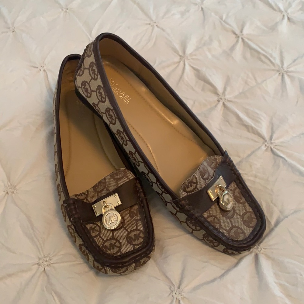 Michael Kors size 9 slip-on
